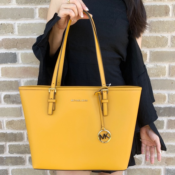 Gaby’sBags💕👜👜 Michael kors carryall tote - Picture 7 of 8